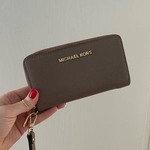 Michael Kors Wristlet